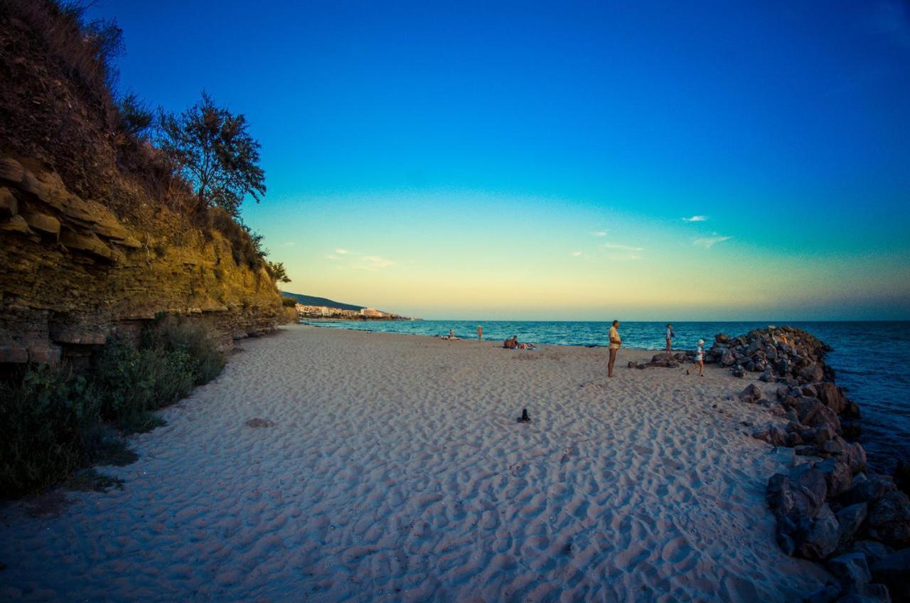Prestige Fort Beach - Premium Apartments Sveti Vlas Eksteriør billede