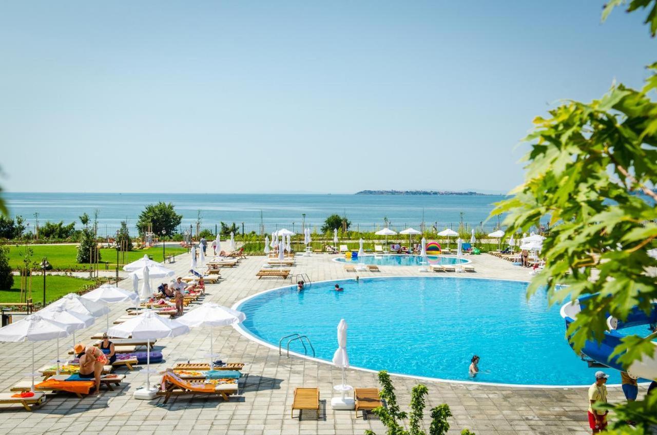 Prestige Fort Beach - Premium Apartments Sveti Vlas Eksteriør billede