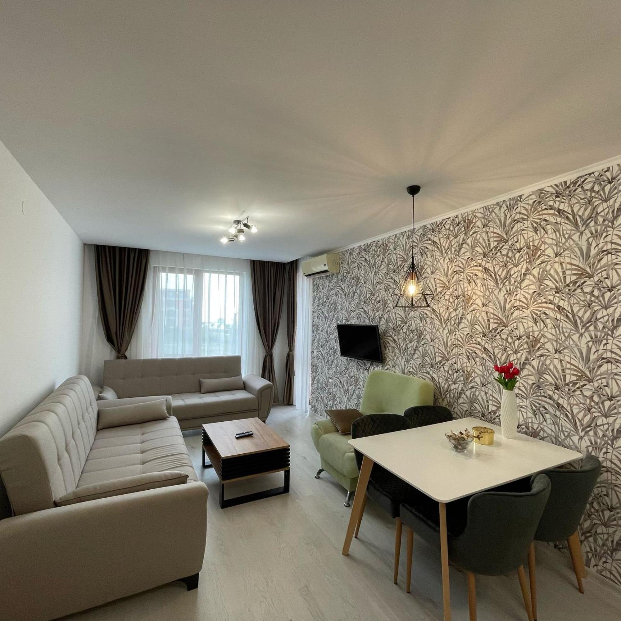 Prestige Fort Beach - Premium Apartments Sveti Vlas Eksteriør billede